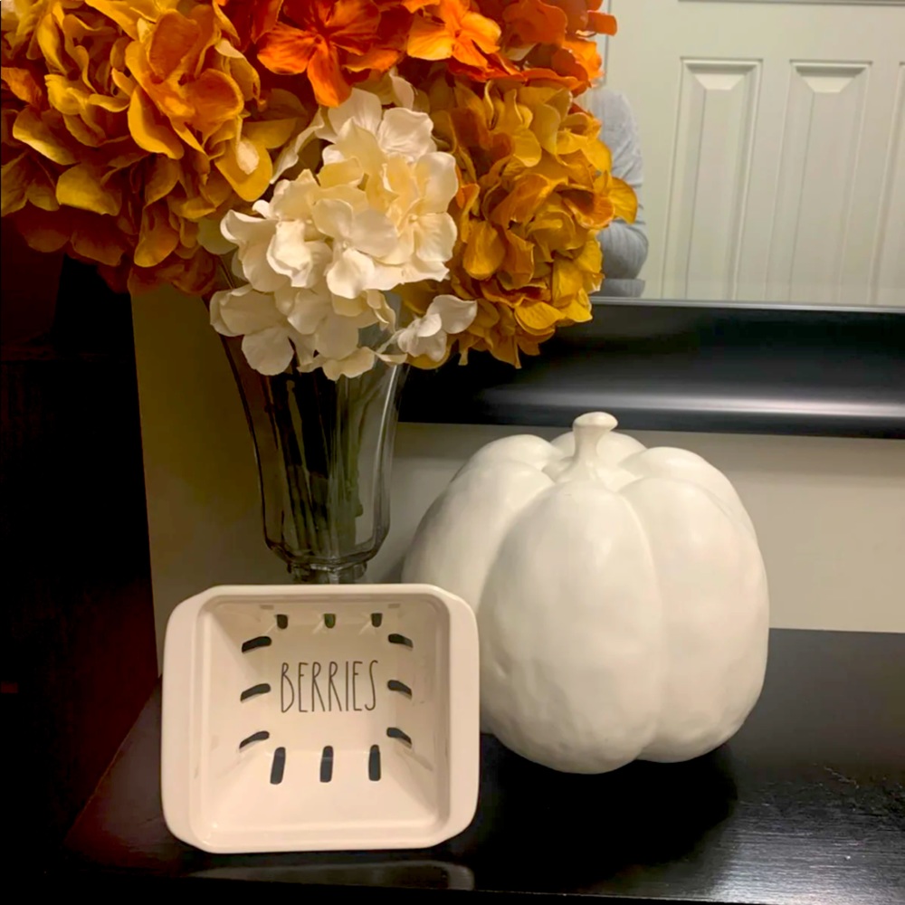 Rae Dunn berries container